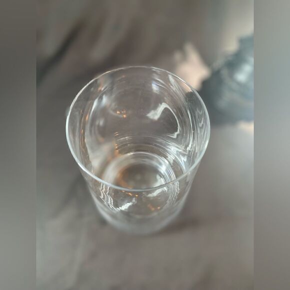 🔥❤️🔥 10” Simple Clear Glass Flared Cylindrical Flower Bouquet Vase EPC 2 Avail - Picture 5 of 9